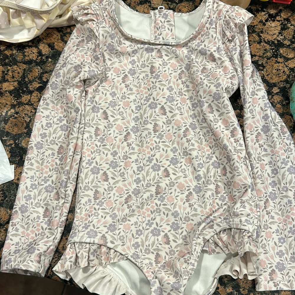 Jamie Kay swim set